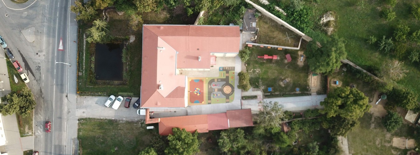 Slaný, areál MŠ Hlaváčkovo náměstí